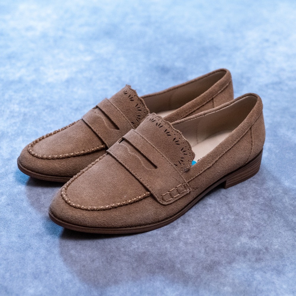Lucky Brand Penny Loafer Flats Tan Suede Scalloped Detail 6.5 - Picture 2 of 5